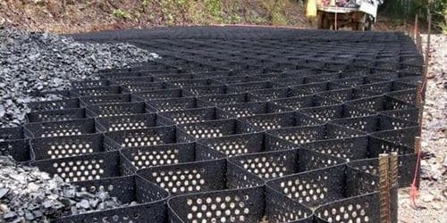 Tennessee installation of BaseCore driveway gravel grids by BackyardBases